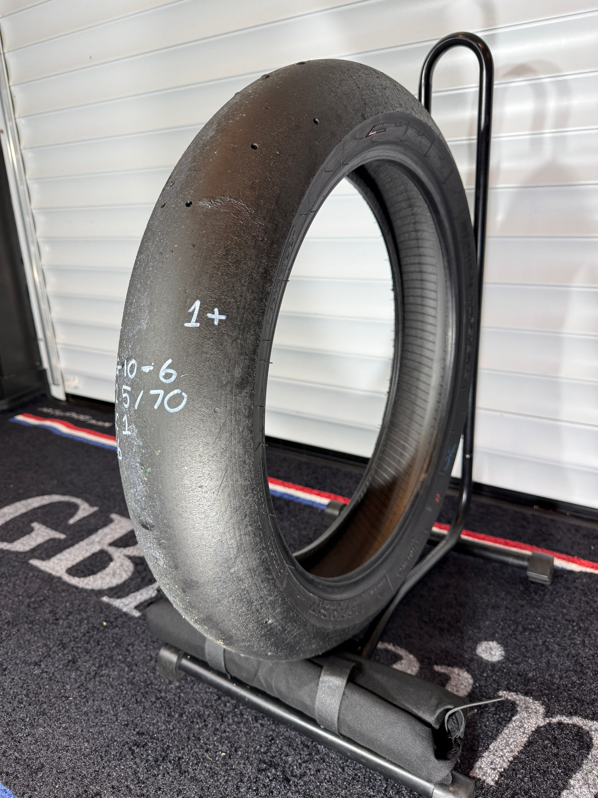 Pirelli Diablo Superbike Slick- Grade 1+-125/70/17 (TG10-6)