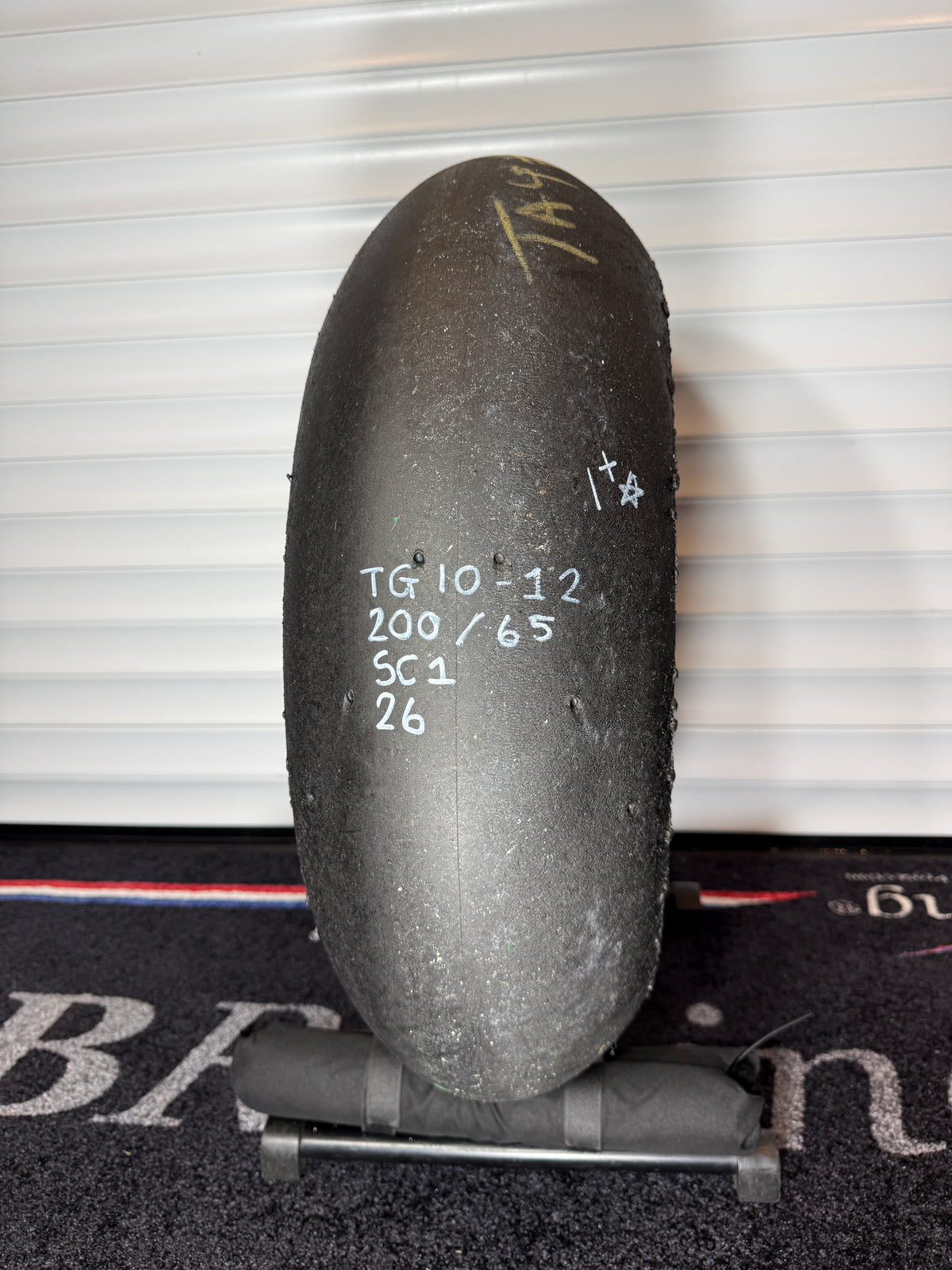 Pirelli Diablo Superbike Slick- Grade 1+-200/65/17 (TG10-12)