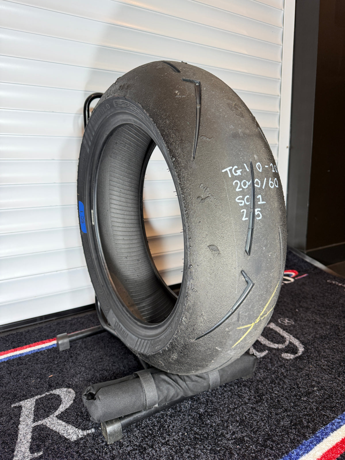 Pirelli Diablo Supercorsa V4- Grade 1+-200/60/17 (TG10-20)