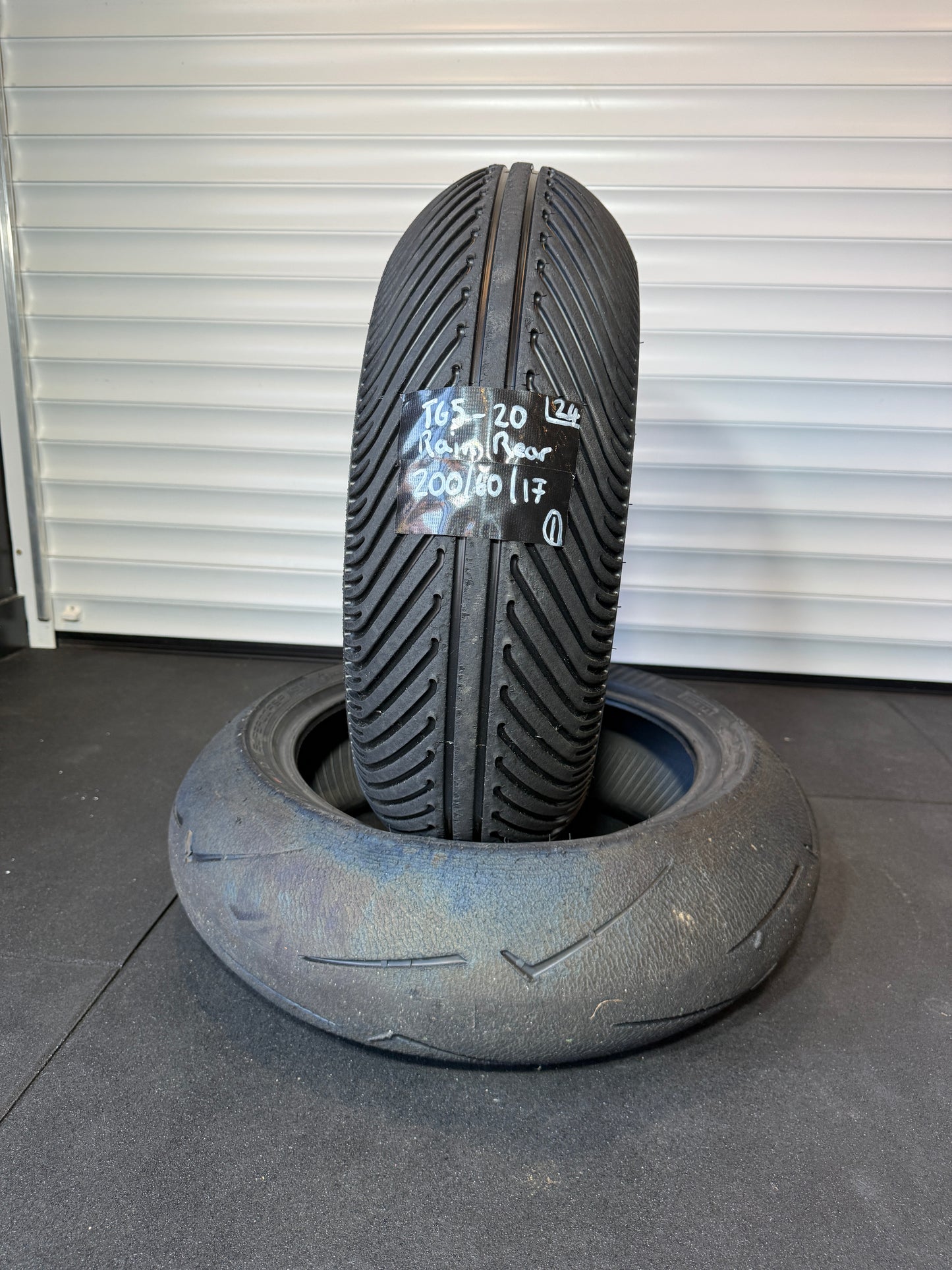 Pirelli Diablo Rain 200/60/17 (TG5-20)