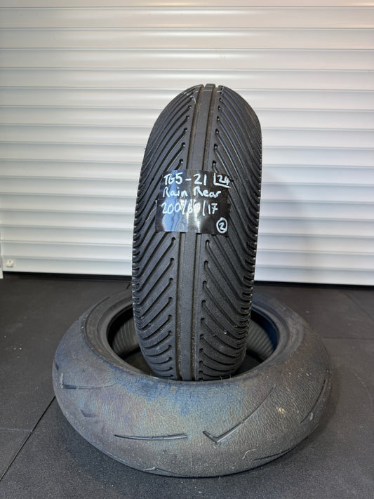 Pirelli Diablo Rain 200/60/17 (TG5-21)