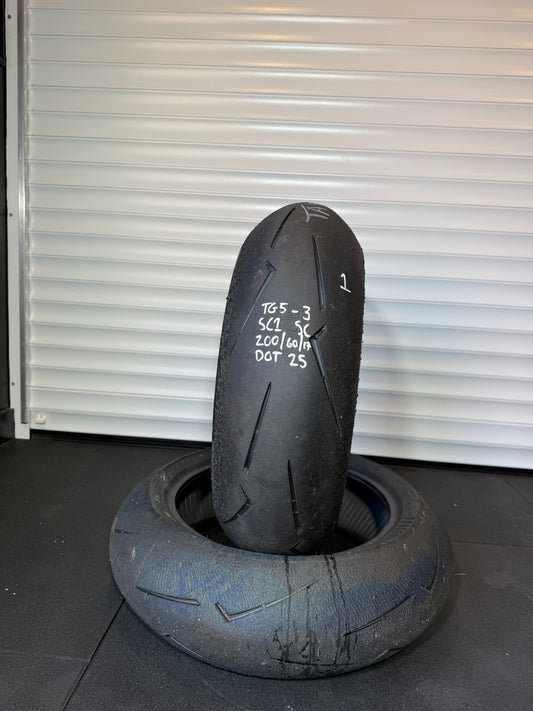 Pirelli Diablo Supercorsa 200/60/17 (TG5-3)