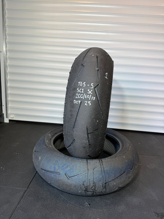 Pirelli Diablo Supercorsa 200/60/17 (TG5-5)
